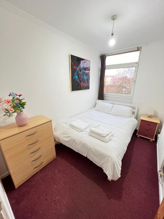 Entire 3 Bedroom Luxury Apartment In London With Private Balcony Exterior photo